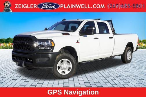 Bright White Clearcoat 2024 RAM 3500 Tradesman Crew Cab 4x4 8' Box