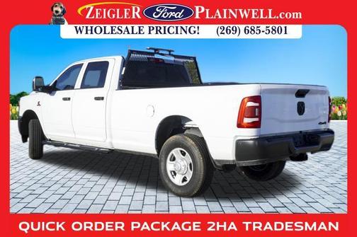 2024 RAM 3500 Tradesman Crew Cab 4x4 8' Box