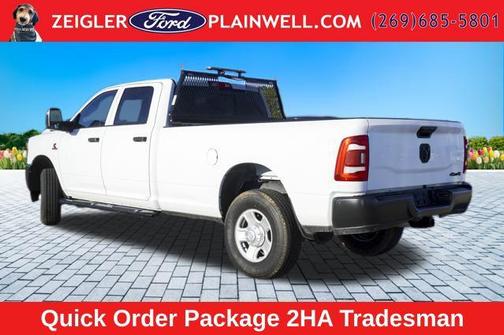 Bright White Clearcoat 2024 RAM 3500 Tradesman Crew Cab 4x4 8' Box