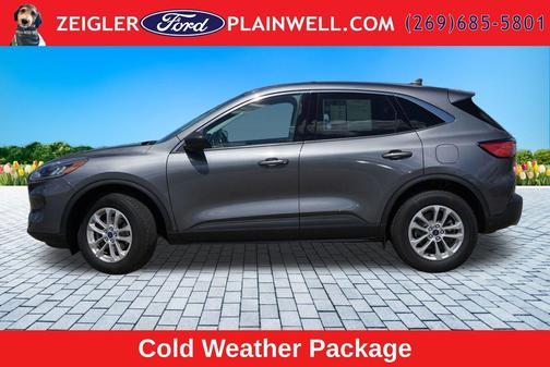 Gray Metallic 2022 Ford Escape SE