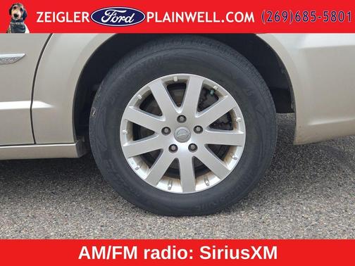 Cashmere/Sandstone Pearlcoat 2016 Chrysler Town & Country Touring