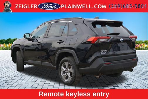 Midnight Black Metallic 2022 Toyota RAV4 Hybrid LE