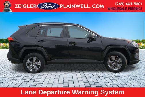 2022 Toyota RAV4 Hybrid LE