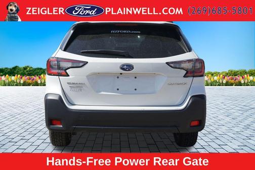 Crystal White Pearl 2023 Subaru Outback Premium