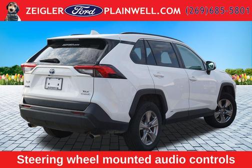 Ice 2023 Toyota RAV4 Hybrid XLE