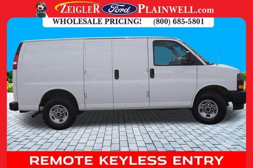 2022 GMC Savana 2500 Work Van