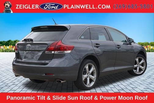 Magnetic Gray Metallic 2013 Toyota Venza LE