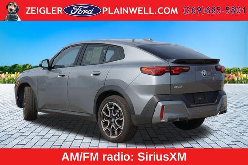 Gray Metallic 2025 BMW X2 xDrive28i
