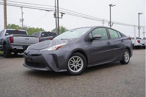 2022 Toyota Prius L