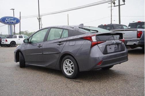 2022 Toyota Prius L