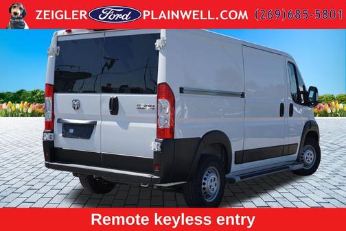 Bright White Clearcoat 2025 RAM ProMaster 2500 Tradesman