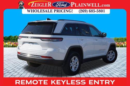 2023 Jeep Grand Cherokee Laredo
