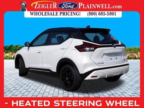 2024 Nissan Kicks SR