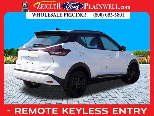 2024 Nissan Kicks SR