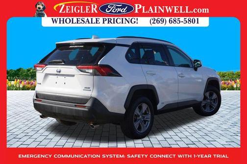 2022 Toyota RAV4 Hybrid XLE