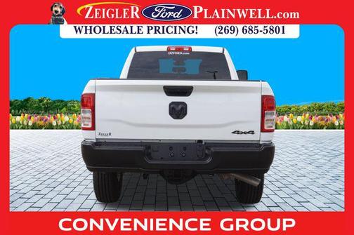 2023 RAM 3500 Tradesman Crew Cab 4x4 8' Box
