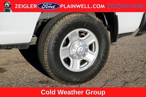 Bright White Clearcoat 2024 RAM 3500 Tradesman Crew Cab 4x4 8' Box