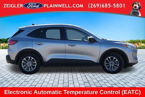 Silver Metallic 2022 Ford Escape SE