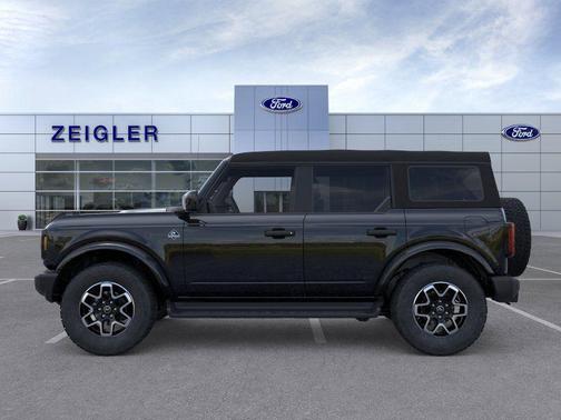 Shadow Black 2026 Ford Bronco Outer Banks