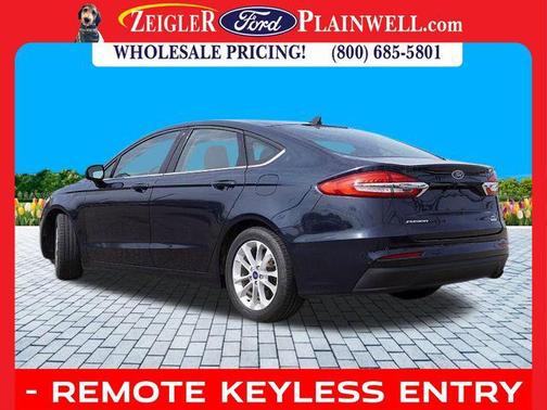 2020 Ford Fusion SE