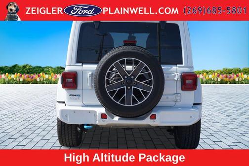 Bright White Clearcoat 2022 Jeep Wrangler Unlimited 4xe Sahara High Altitude