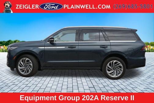 Flight Blue Metallic Clearcoat 2025 Lincoln Navigator Reserve