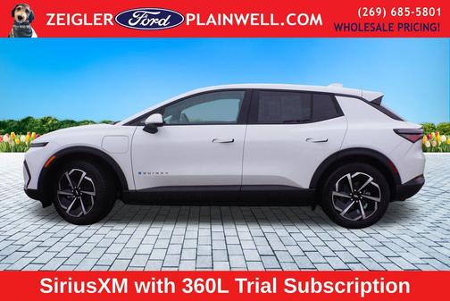 Summit White 2025 Chevrolet Equinox EV LT