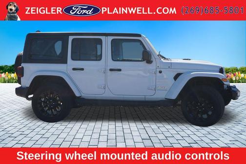 Bright White Clearcoat 2023 Jeep Wrangler 4xe Sahara