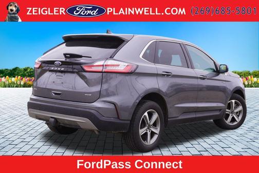 Gray Metallic 2024 Ford Edge SEL