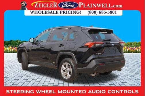 2022 Toyota RAV4 Hybrid XLE