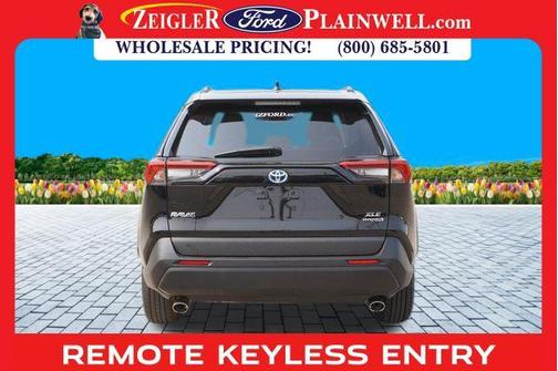 2022 Toyota RAV4 Hybrid XLE