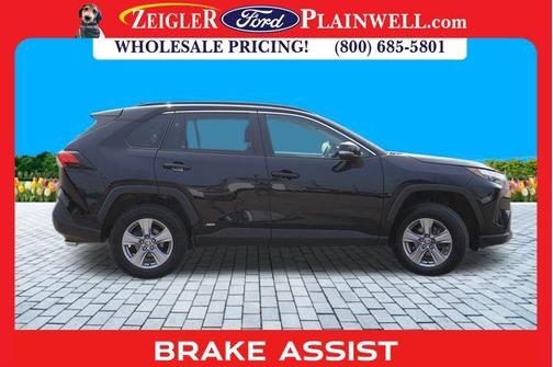 2022 Toyota RAV4 Hybrid XLE
