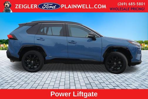 2022 Toyota RAV4 Hybrid SE