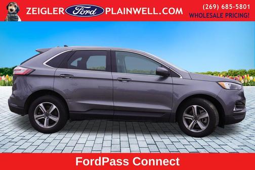 Carbonized Gray Metallic 2024 Ford Edge SEL
