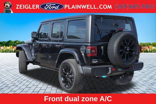 Black Clearcoat 2022 Jeep Wrangler Unlimited 4xe Sahara