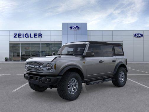 Carbonized Gray Metallic 2025 Ford Bronco Badlands