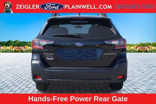 Crystal Black Silica 2023 Subaru Outback Premium