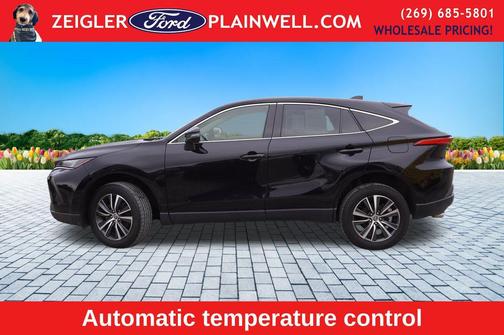 2022 Toyota Venza LE