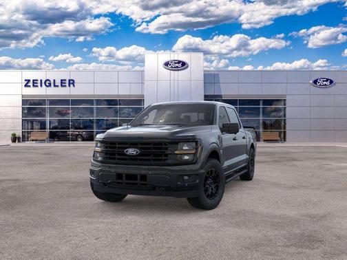 Agate Black Metallic 2026 Ford F-150 XLT