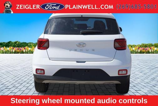 Ceramic White 2022 Hyundai VENUE SEL