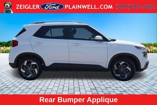 Ceramic White 2022 Hyundai VENUE SEL