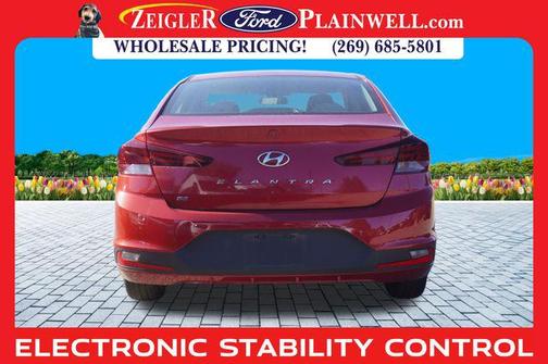 2019 Hyundai ELANTRA SE