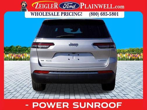 2022 Jeep Grand Cherokee L Laredo
