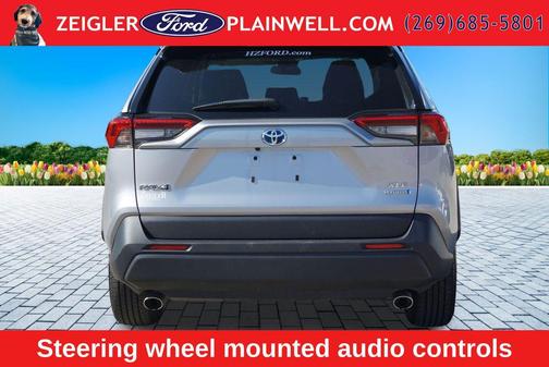 Silver Sky Metallic 2022 Toyota RAV4 Hybrid XLE
