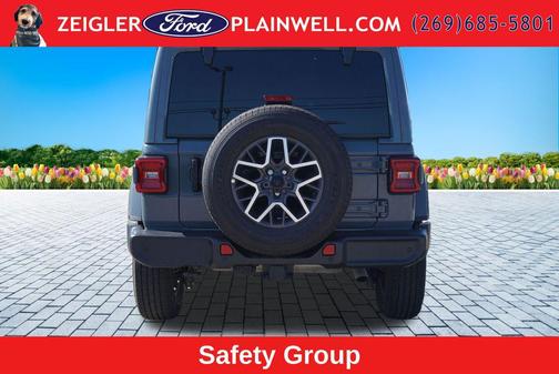 Anvil Clear Coat 2024 Jeep Wrangler 4-Door Sahara