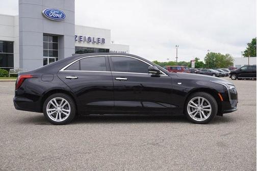 2025 Cadillac CT4 Luxury RWD