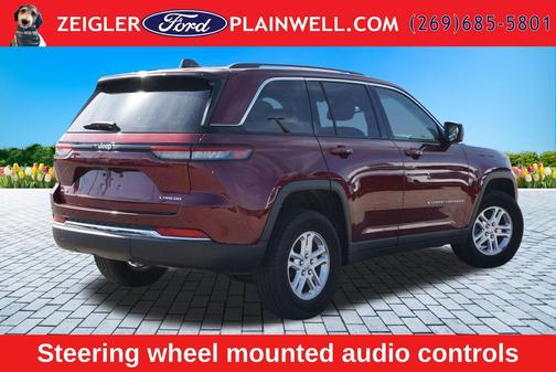 Velvet Red Pearlcoat 2023 Jeep Grand Cherokee Laredo
