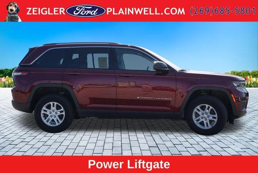 Velvet Red Pearlcoat 2023 Jeep Grand Cherokee Laredo