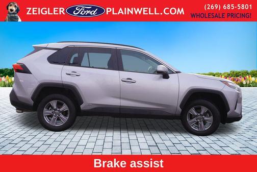 2022 Toyota RAV4 Hybrid XLE