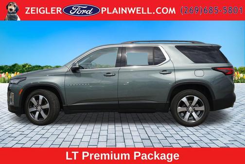 Silver Sage Metallic 2023 Chevrolet Traverse LT Leather